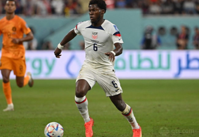 充满悬念 充满悬念