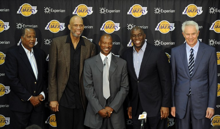 服务与增长 服务与增长