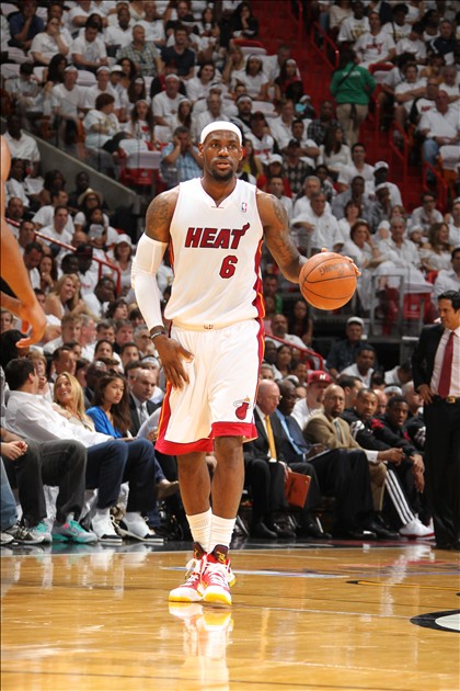 次防守压力 次防守压力