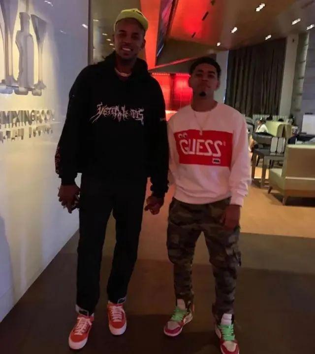 在同一周开 在同一周开